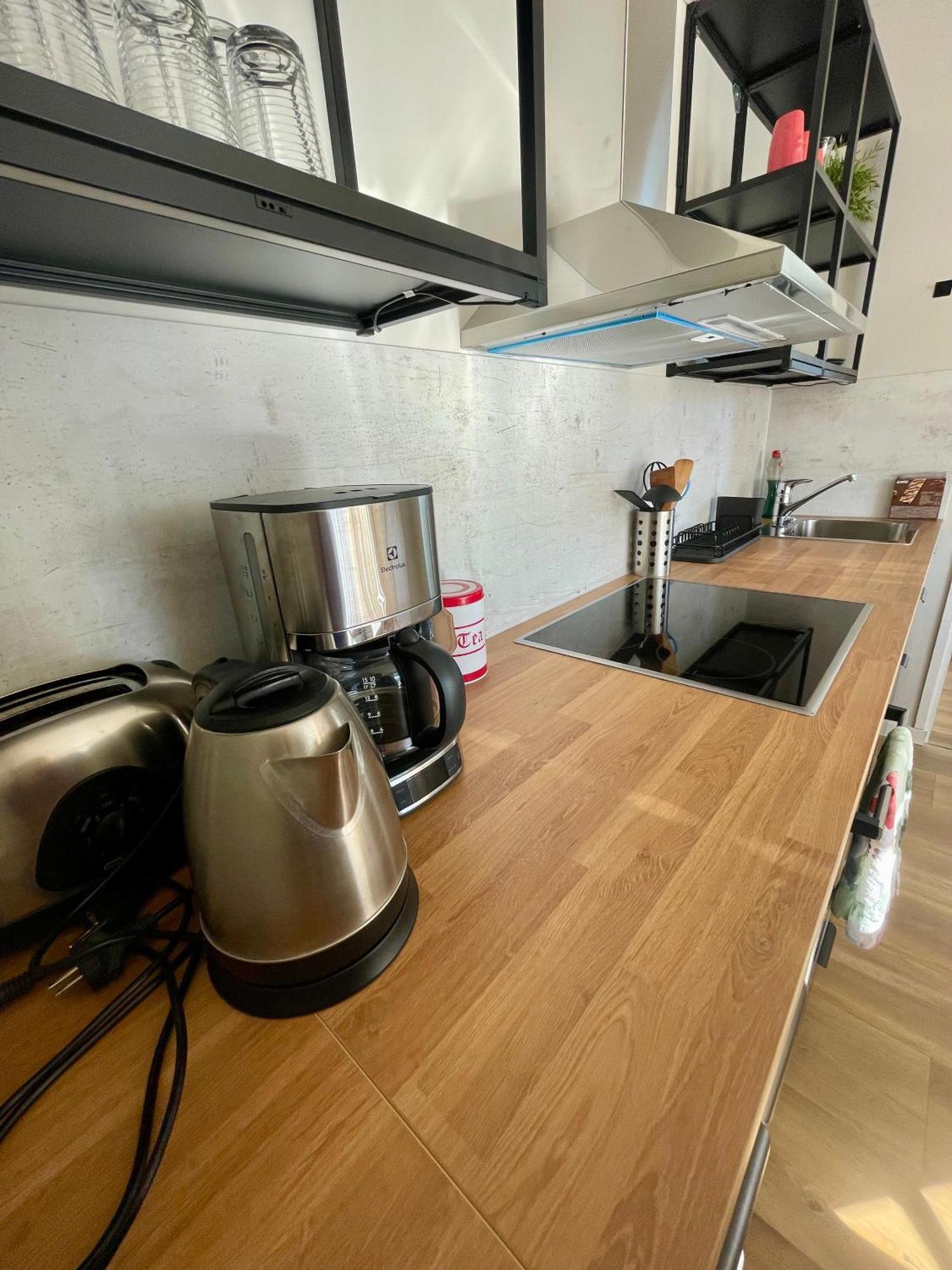 Kiva Majoitus 1-4Hloe, 500M Keskustaan, Parkkipaikka Apartment เอาลู ภายนอก รูปภาพ