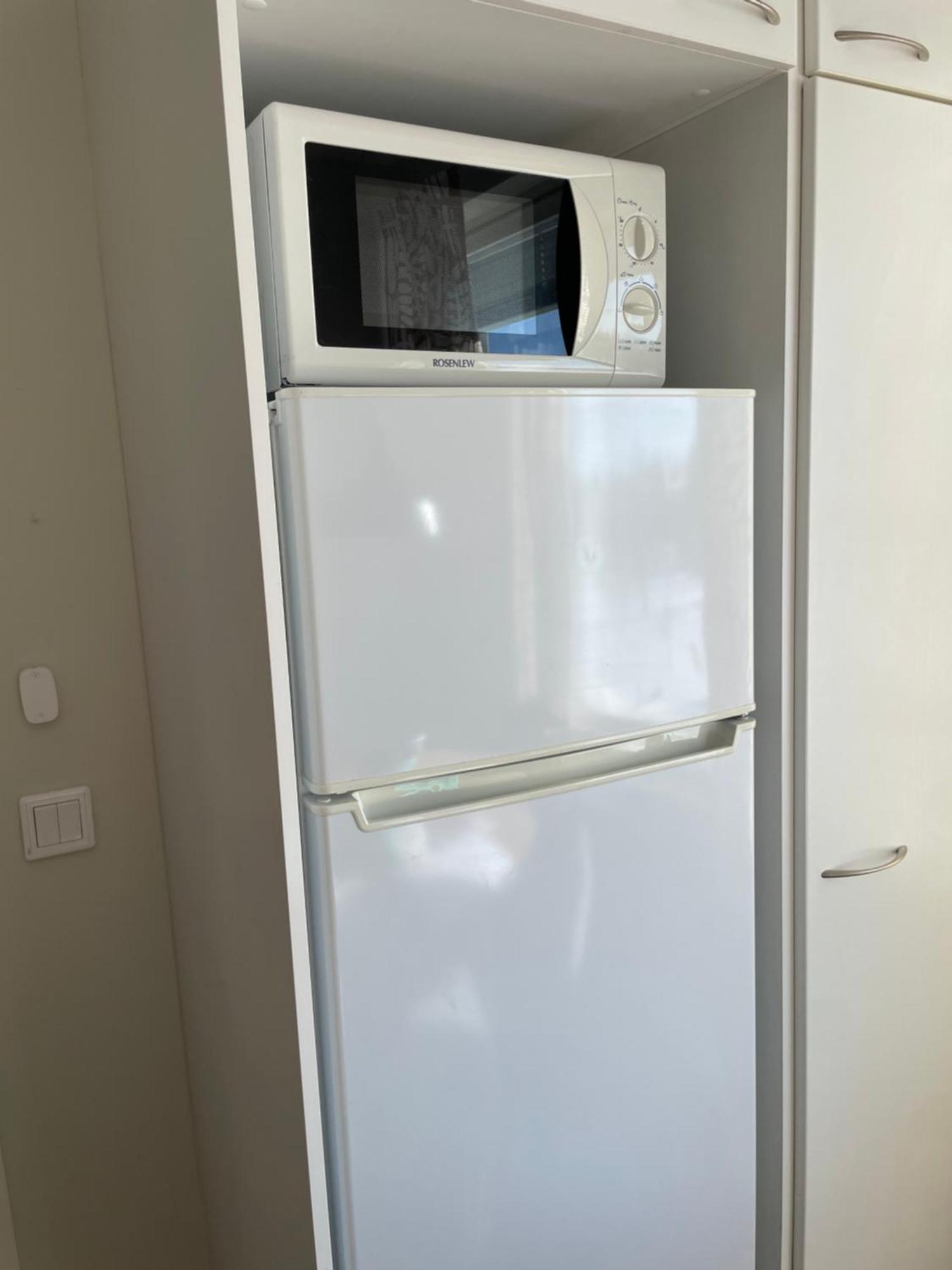 Kiva Majoitus 1-4Hloe, 500M Keskustaan, Parkkipaikka Apartment เอาลู ภายนอก รูปภาพ