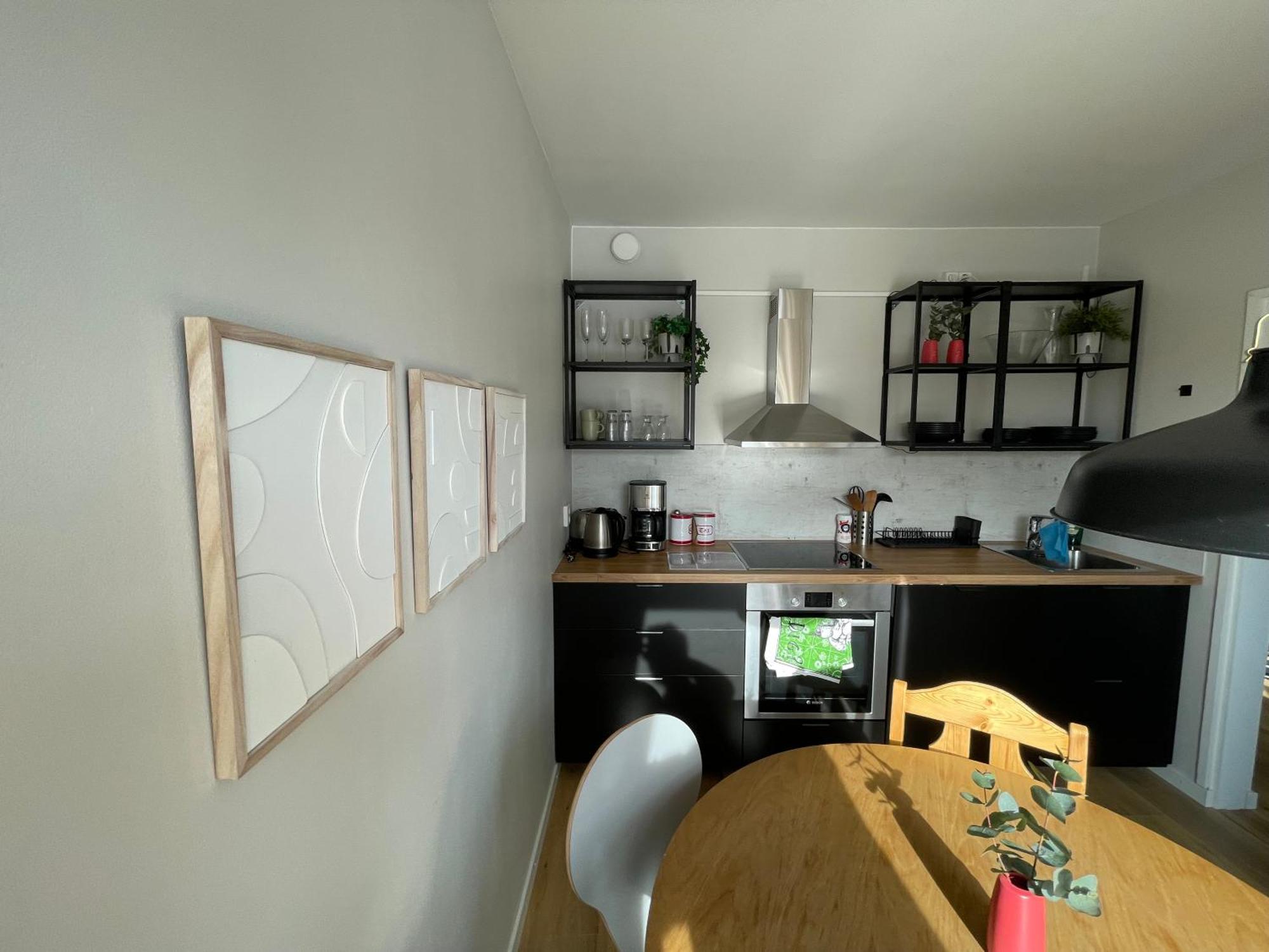Kiva Majoitus 1-4Hloe, 500M Keskustaan, Parkkipaikka Apartment เอาลู ภายนอก รูปภาพ